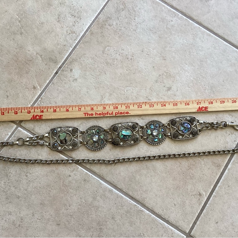 Chicos Abalone shell/ rhinestone silver tone metal chain link belt - Picture 3 of 13